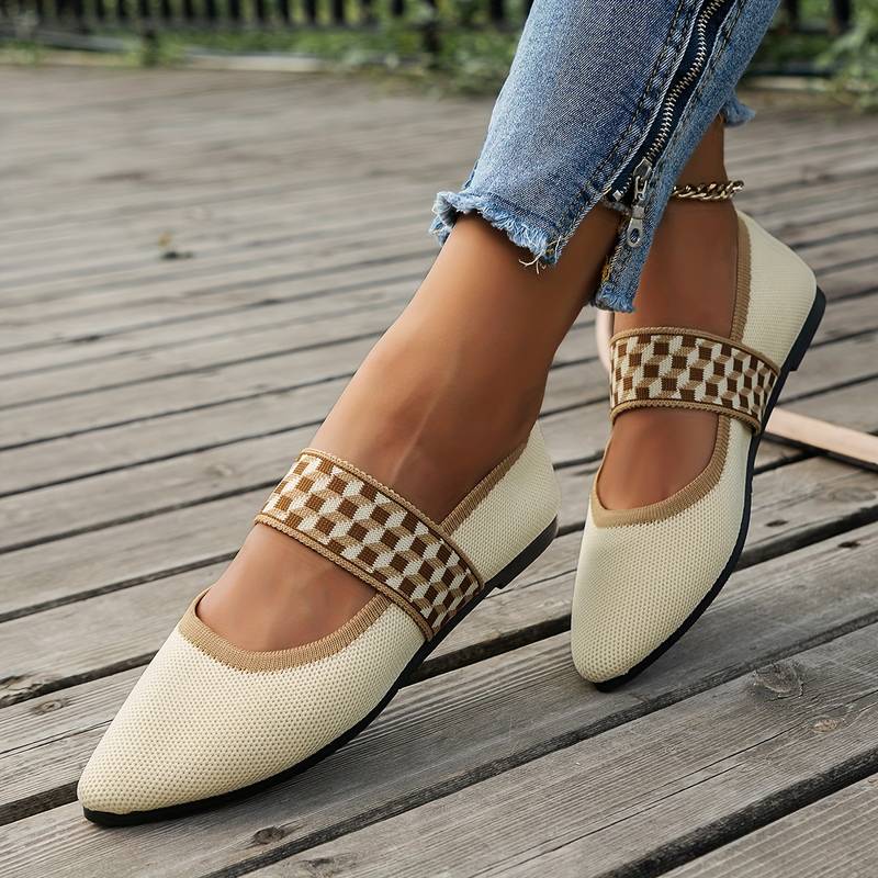 Chic & comfortable pointed flat shoes