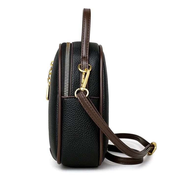 Shoulder bag with zip