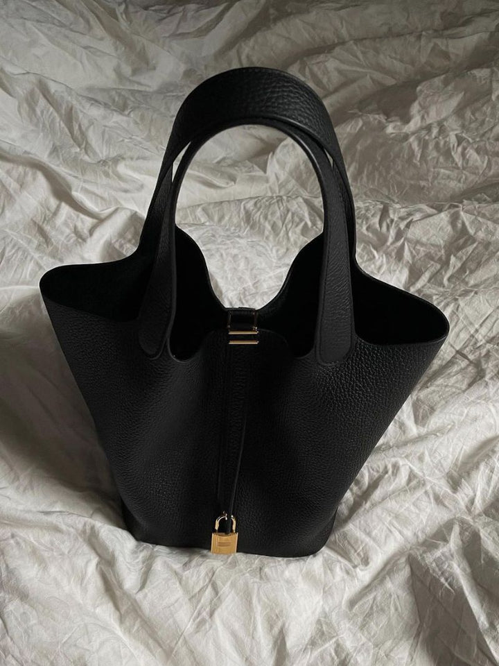 Sandra™ Elegant Bucket Bag