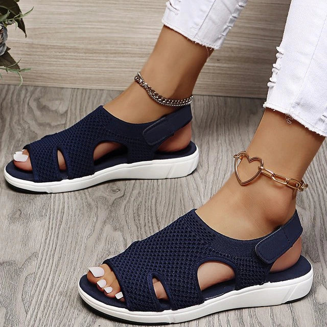 Women's sandals with breathable material