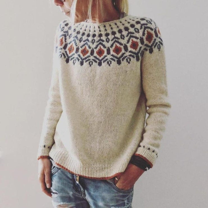 Isla - Distinctive and Cozy Sweater